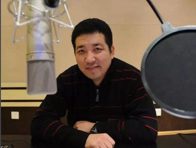 章鱼哥配音演员是谁