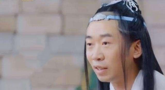 张檬完美cos魔女宅急便，而这两个明星cos的动漫人物却一言难尽