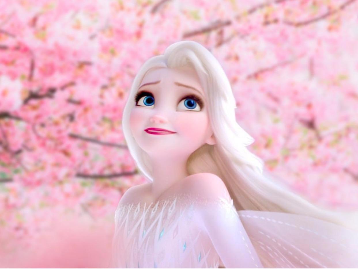 《冰雪奇缘》艾莎表面是女王，私下却和安娜、COS《疯狂动物城》