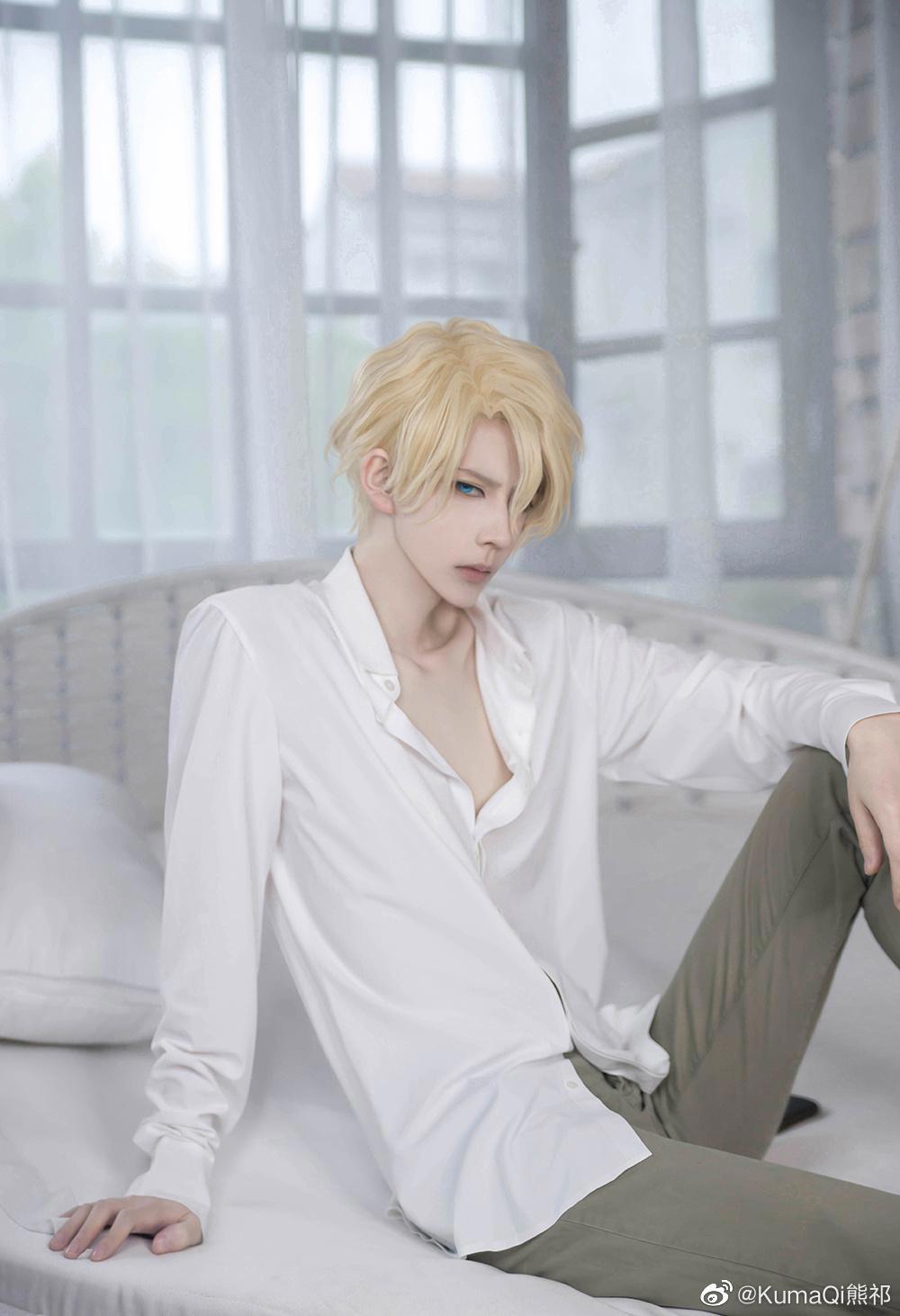 熊祁再次cos理查德，白衬衫尽显斯文败类，最后一张直击你的心脏