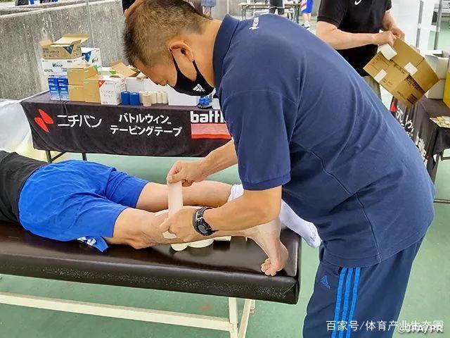 70岁「制霸全国」，日本为何能撑起爷爷辈儿的踢球梦