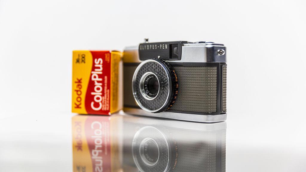 「商人」扎克伯格，「快乐」的王小川和「愤怒」的王兴｜极客一周