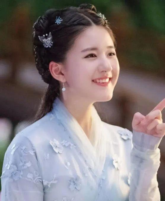 当我们说赵露思可爱时，到底在说什么？