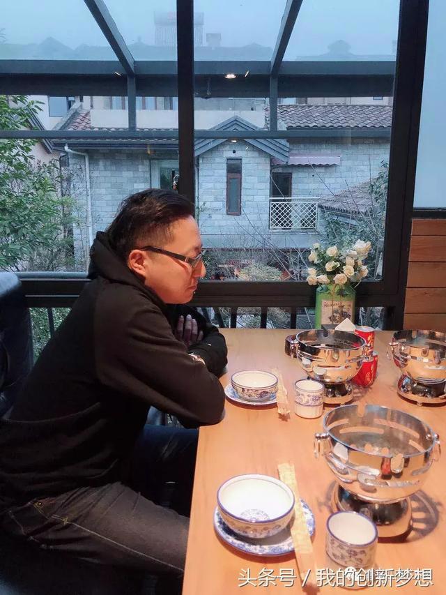 8885、2382、1959、1880、56｜与这座城市的相逢成就别样的故事