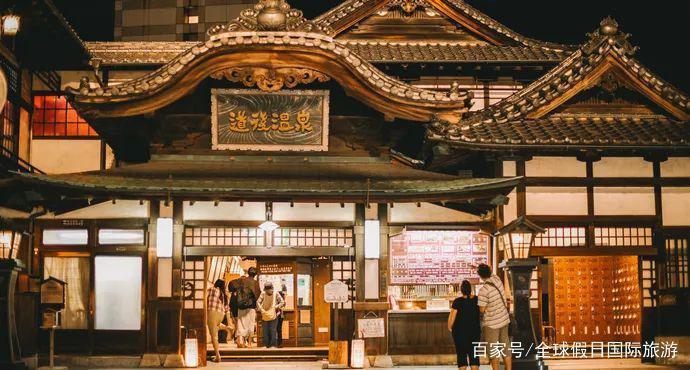 碰瓷现场？当二次元撞上三次元，快来看这里直接把动漫搬到现实啦