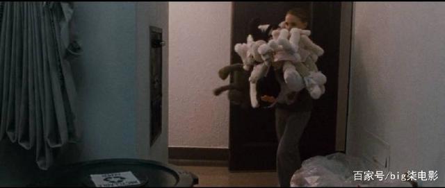 《黑天鹅》抄袭《未麻的部屋》？它们实在太像了！