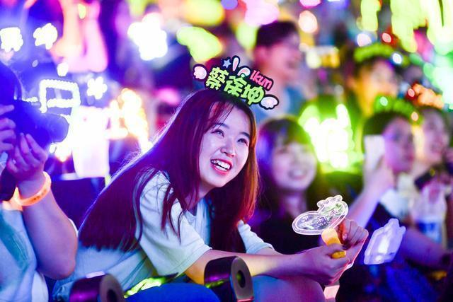 大麦携演协发2017演出报告：高知女剧场消费力是男性两倍