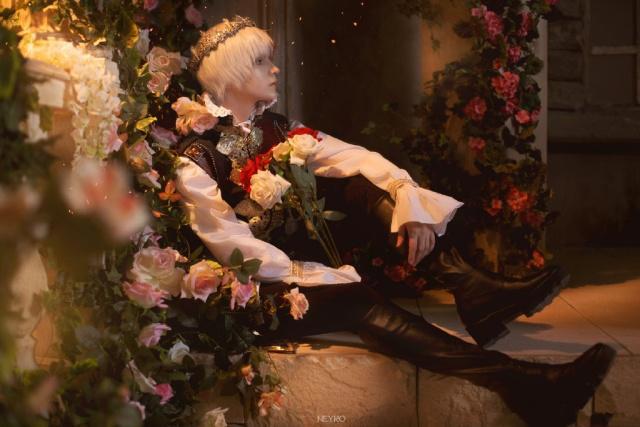 俄罗斯COS冠军出品的轰焦冻，瞬间变成贵族小王子、这欧美范绝了