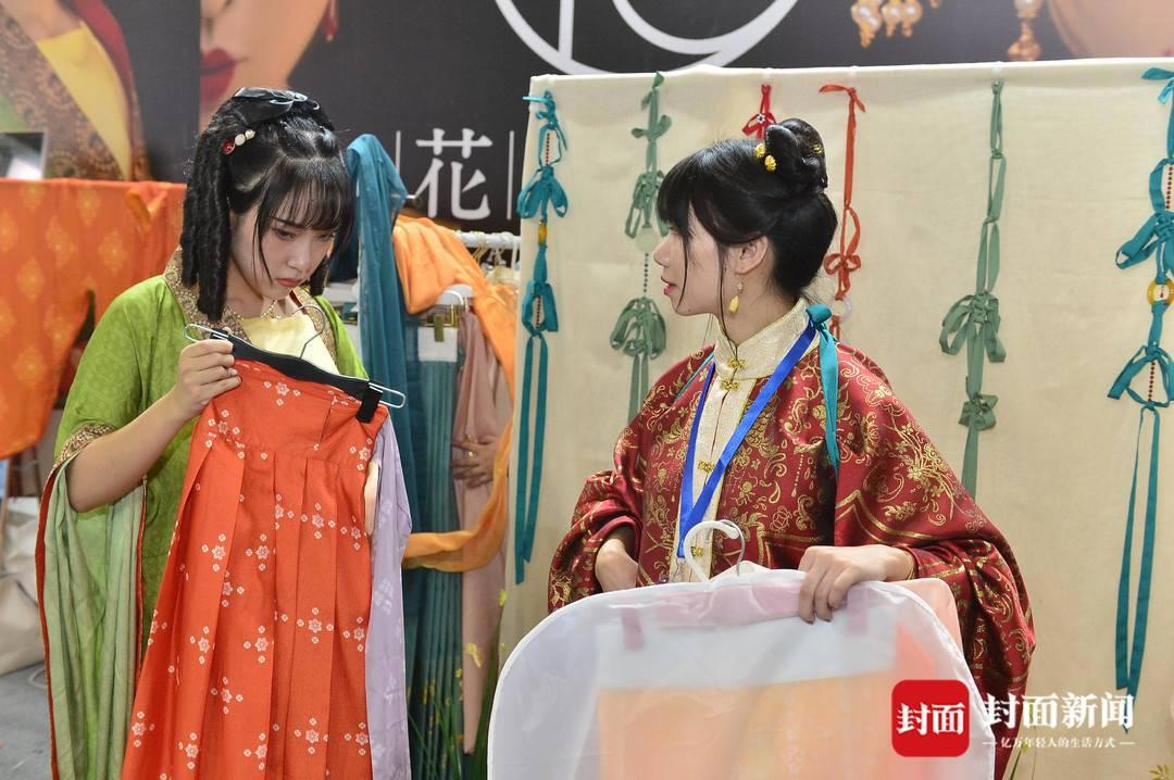 动漫、汉服、电竞……成都IGS博览会开展，这场二次元的盛会等你打卡