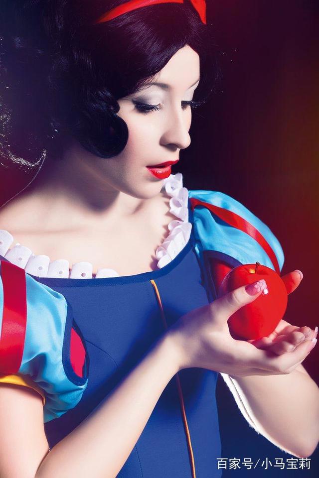 盘点迪士尼公主六大COS，白雪公主美到逆天，贝儿公主最惊艳！