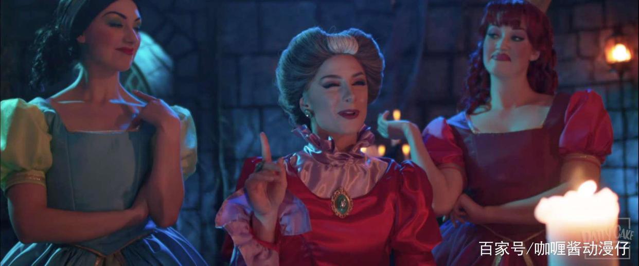 《后妈茶话会》看优雅婆娘严厉的爱，官方细节好评，你注意到了吗