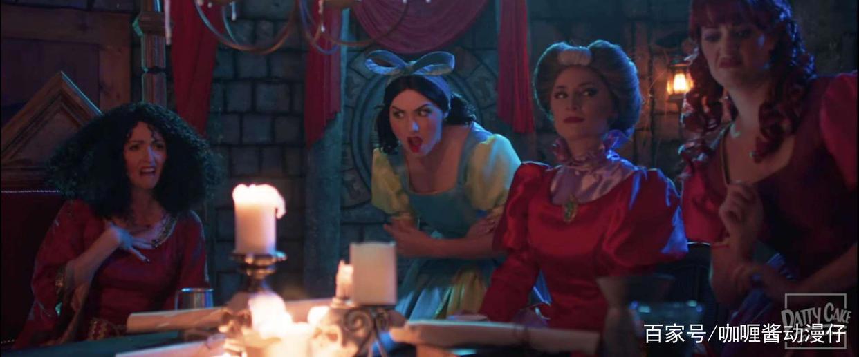 《后妈茶话会》看优雅婆娘严厉的爱，官方细节好评，你注意到了吗