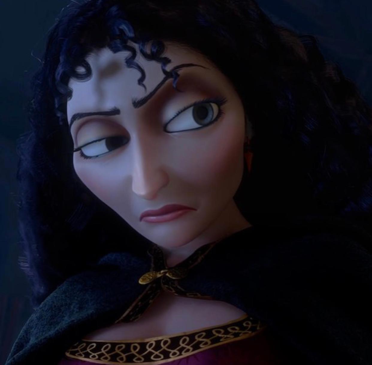 争议最大的迪士尼反派，不需洗白就惹人爱，道德绑架是她的致命伤