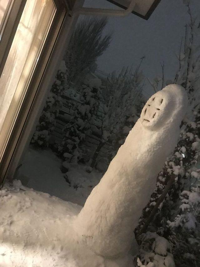 上海下个雪人人变段子手，日本下场雪却个个变动漫高手