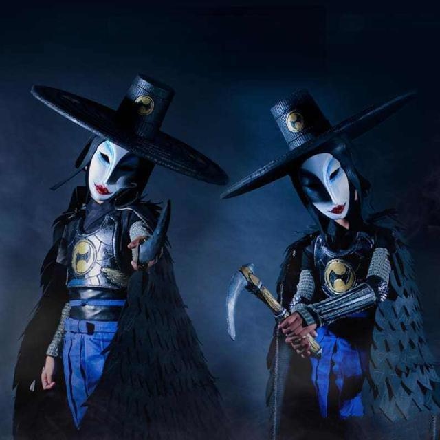 日本11岁双胞胎姐妹，Cosplay漫画角色，与原型一模一样难分真假