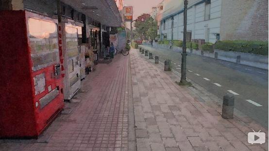 这位擅长残酷青春题材的电影导演，竟然拍过如此另类的动画？！