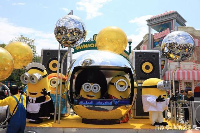 虽然小黄人大眼萌2推迟了，但是还有神秘惊喜等着粉丝们