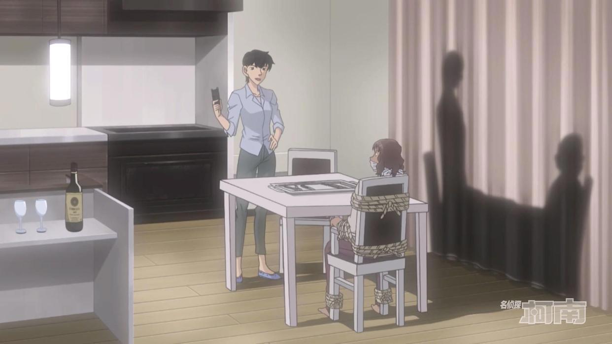 名柯上演皮影大戏，毛利小五郎“替身2号”登场，片尾悬念已留下