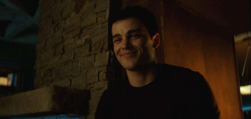 《泰坦》第二季剧情越来越乱，DC流媒体宣布续订第三季！