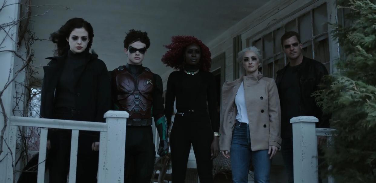 《泰坦》第二季剧情越来越乱，DC流媒体宣布续订第三季！