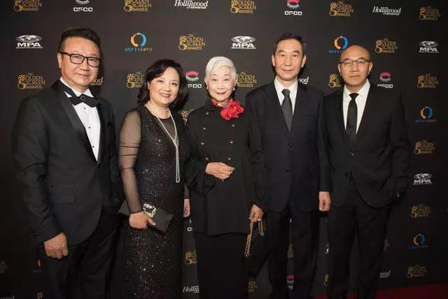 第二届“金色银幕奖”洛杉矶盛大开幕好莱坞华裔著名演员卢燕女士获得终身成就奖