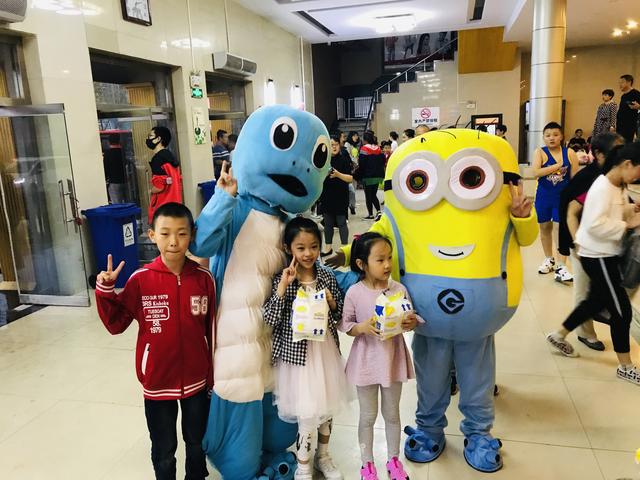 《复联4》原声音乐奏响张垣！场面十分震撼…