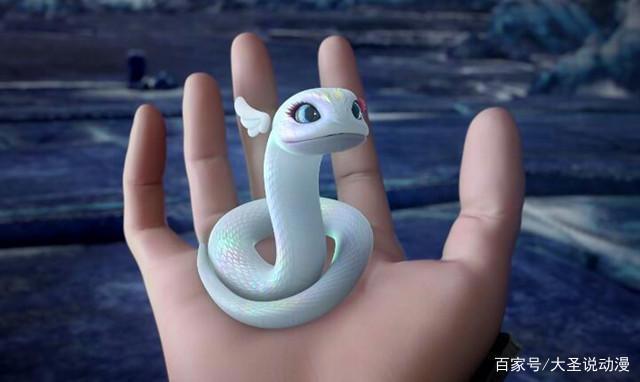 斗破苍穹：药老战蛇人五大首领，关键时刻，美杜莎女王救命