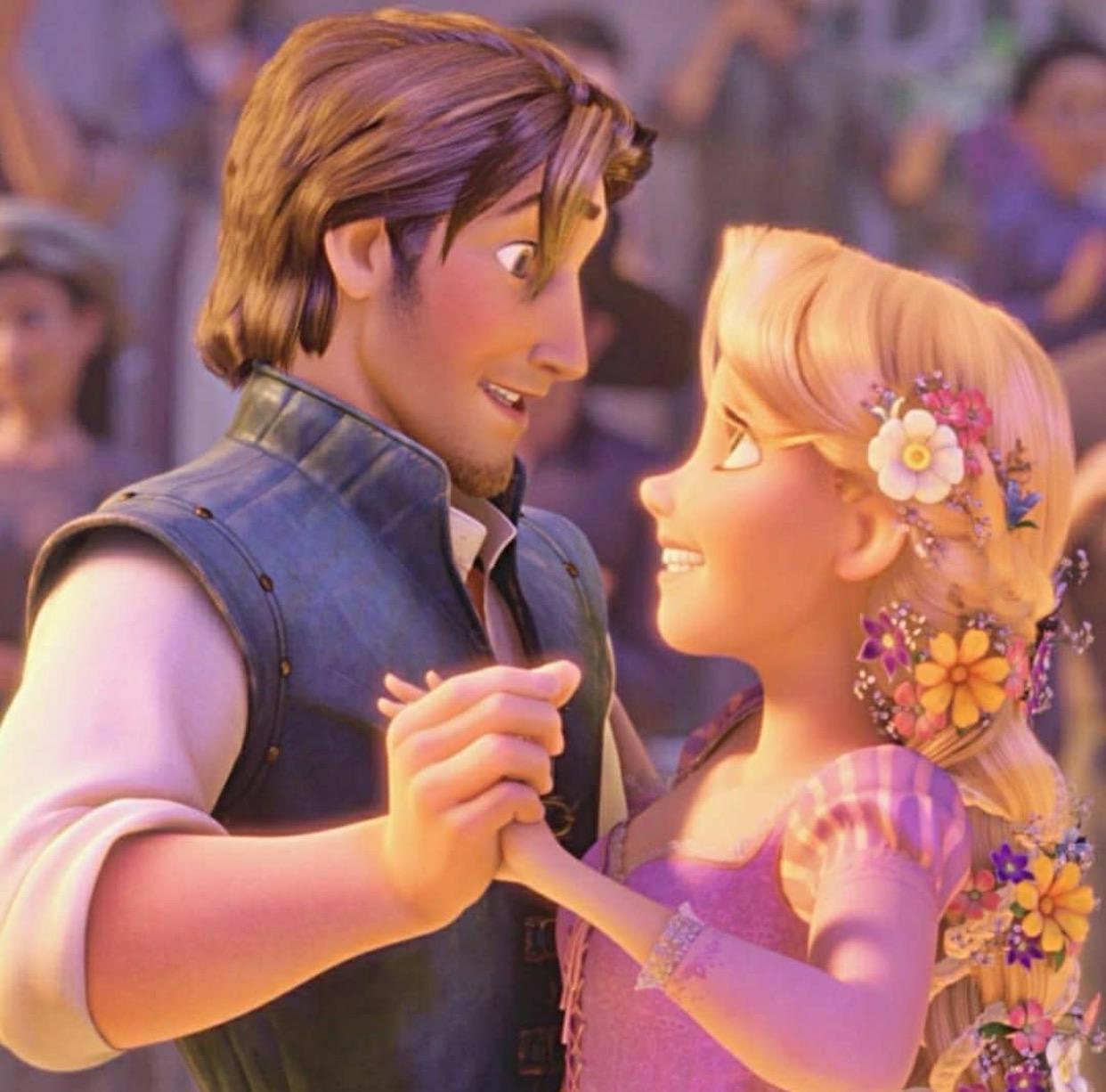 重温经典原版“迪士尼公主与王子”，公主依旧美丽、王子却粗糙？