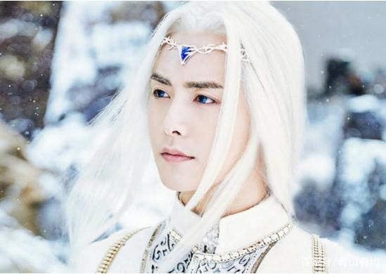 马天宇一个从古装世界走来的精灵小王子，既纯粹又干净