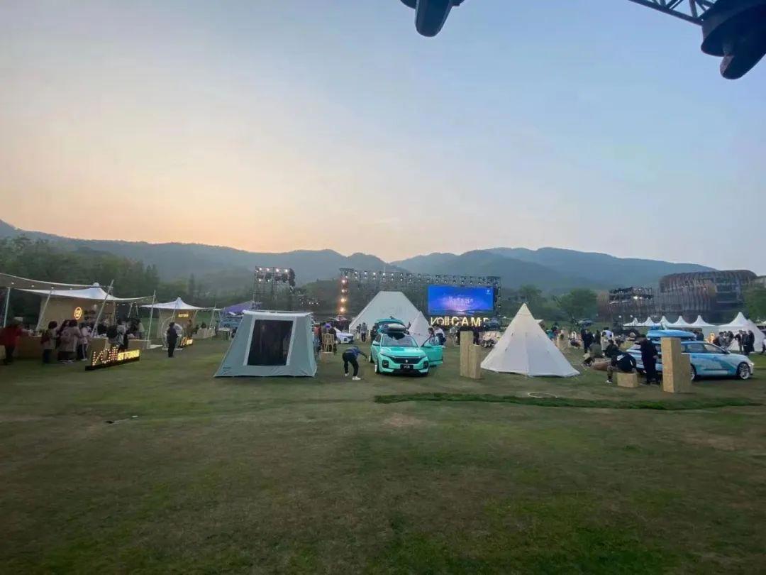 乐清最潮后备箱女性市集开市！“她”嘉年华燃爆缤纷初夏！