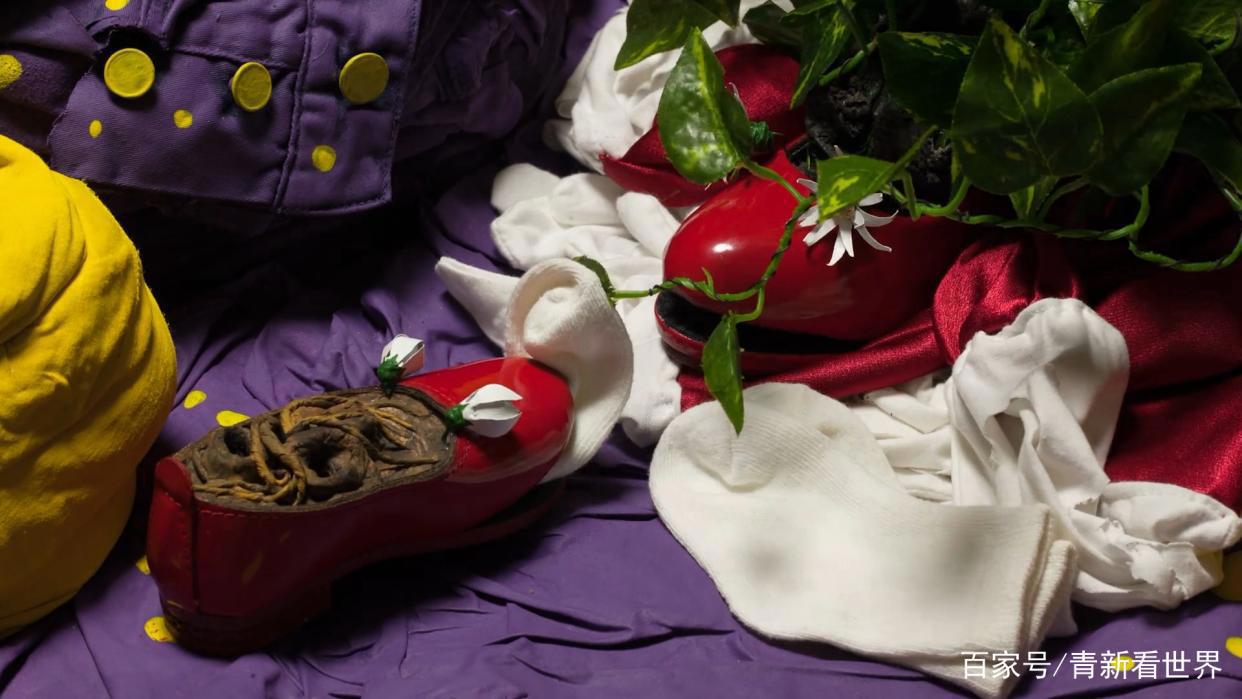 一部体现女性意识觉醒的动漫，《女他》，有反抗才会有希望