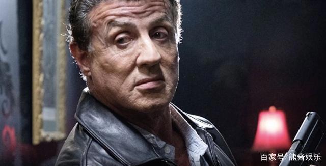 影业全能史泰龙先生，请问你能收下这些膜拜者的膝盖吗