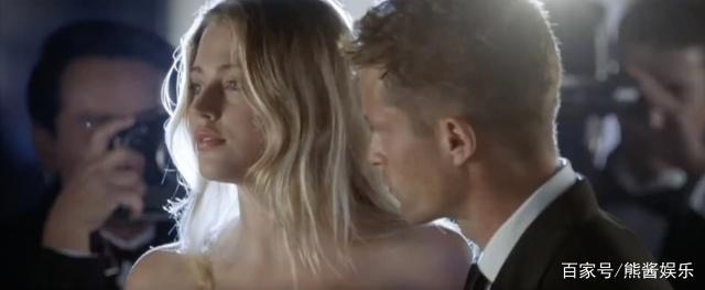 影业全能史泰龙先生，请问你能收下这些膜拜者的膝盖吗