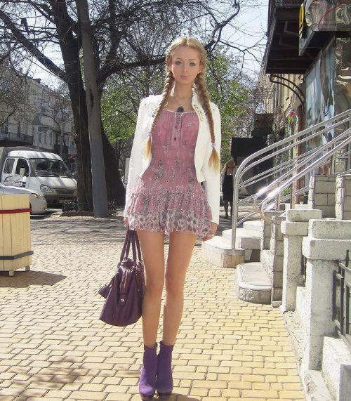 看过动画版芭比公主，但你见过真人芭比吗？网友：简直芭比本人了