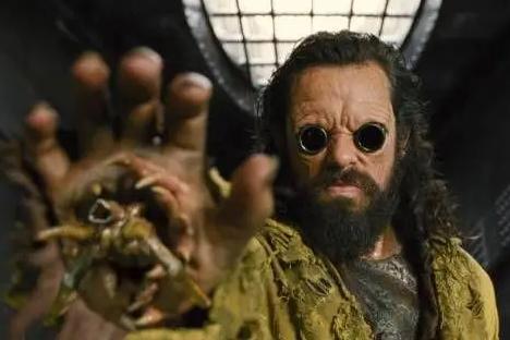 好莱坞表达英雄的方式，程式化下的意识形态表达