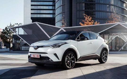 《头号玩家》里的高达，却让我想到了丰田C-HR和奕泽