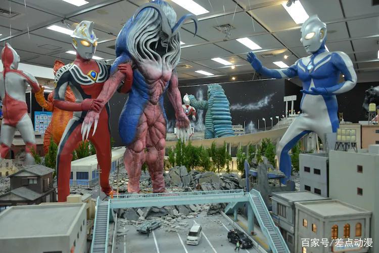 奥特曼55周年活动，高斯20周年纪念，带老婆一起参加