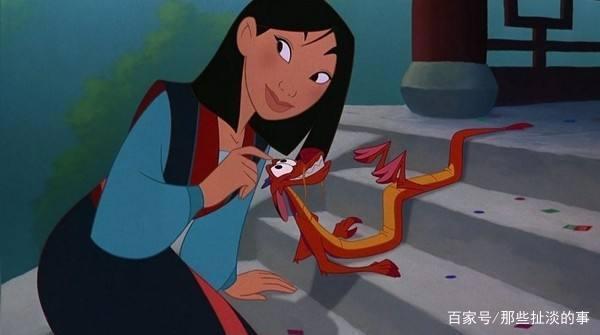 为什么动漫《花木兰》能收获好评，真人版的却不行，问题出在哪？