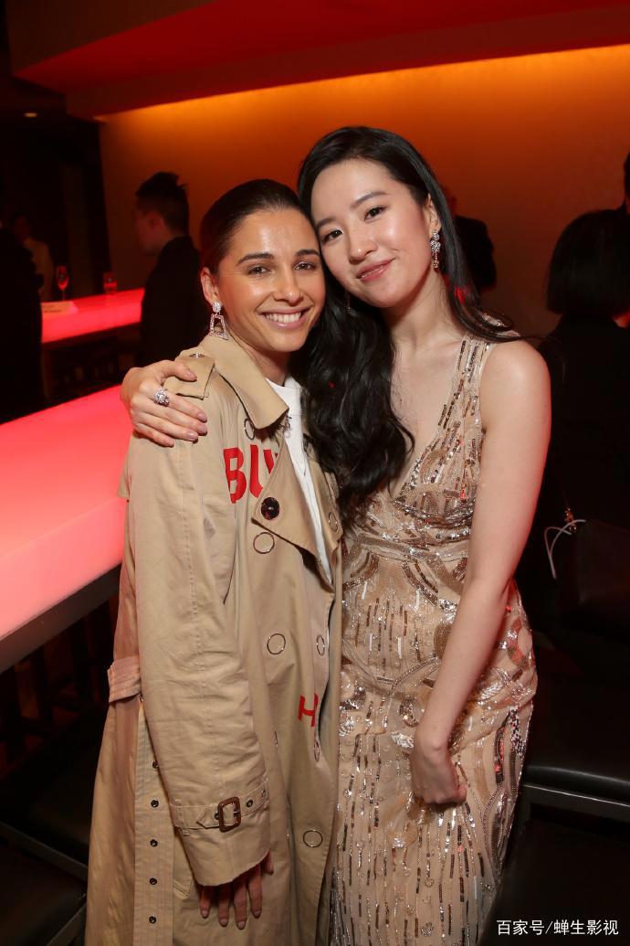 木兰真人版没有使用1998年原创动画经典歌曲，这让动漫迷感到不满