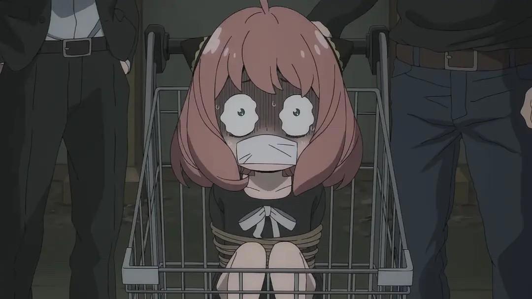 节奏神速，将反差萌运用到极致，《间谍过家家》“出生即爆火”