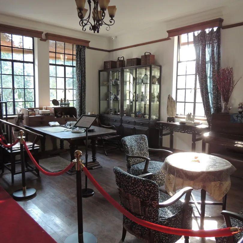 海派城市考古｜这个熟悉的男孩，让谁的DNA“动”了