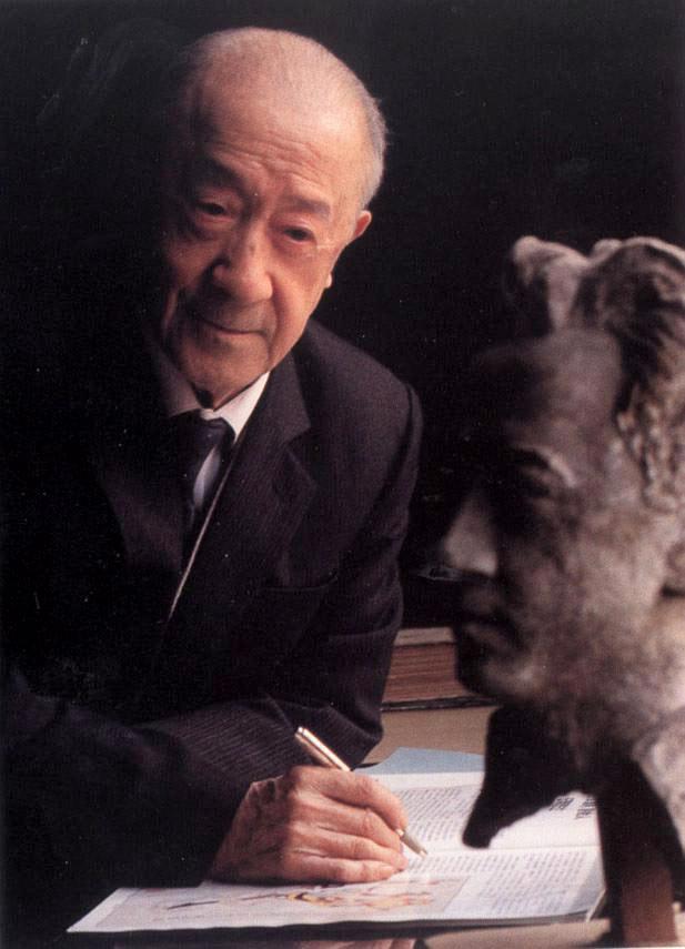 曾经比肩迪士尼的“中国梦工厂”，如今为何“吃老本”？