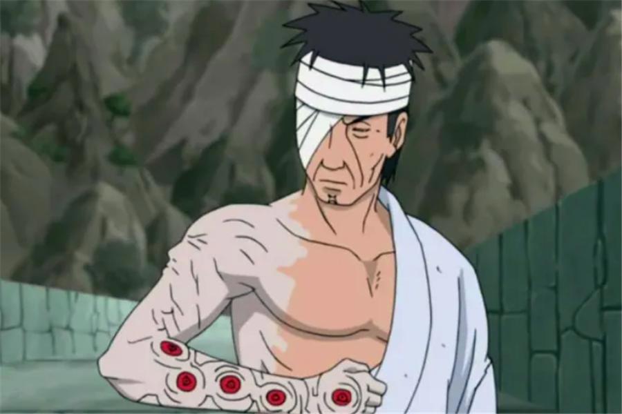 历代火影的武器都是什么？柱间有大宝剑，鸣人一张嘴，团藏用手臂