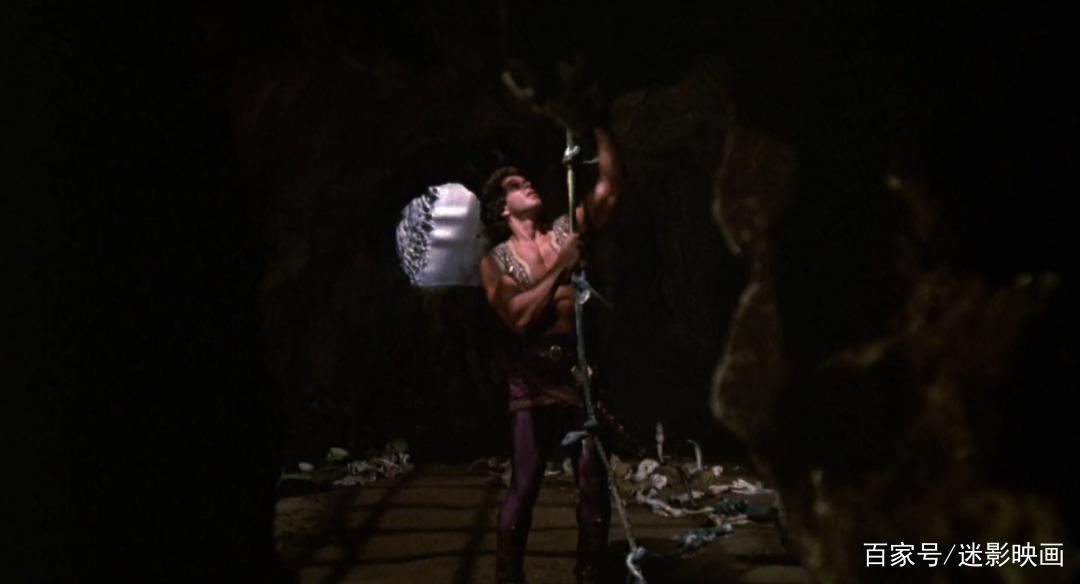 31年前的童年经典，外国版《西游记》，硬汉误入女人岛，烂成神作