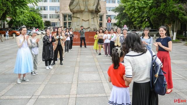 女儿5岁起就缺席其生日会渐冻症爸爸筹办一场特殊生日快闪
