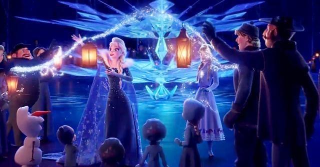 迪士尼公主艾莎与安娜温馨的五张截图，骑自行车的艾莎最罕见！