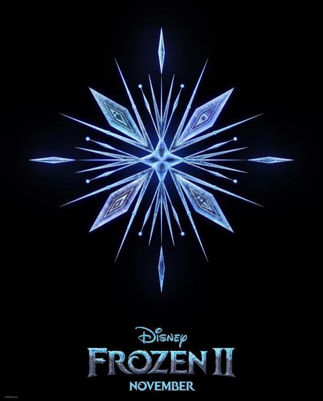 隐藏在《冰雪奇缘2》预告中的巧合，艾莎和小美人鱼进行世纪交谈