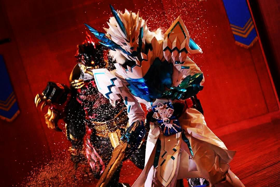 元素龙吃瘪，被假面骑士恒剑打中，飞羽真又忘记被动技能了？