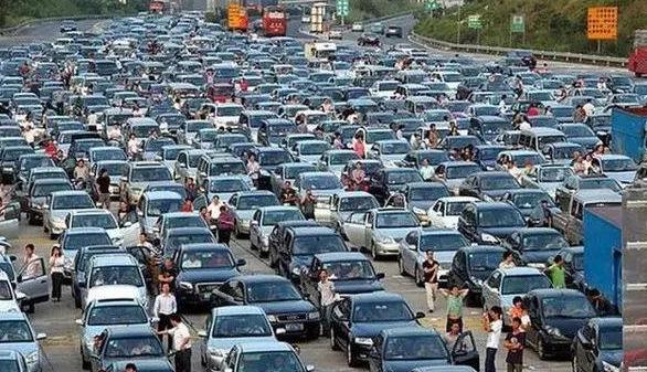 二次元集体败走“五一档”！3部动画票房惨败，最低首日不到10万