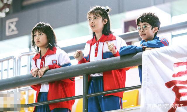 首日票房就斩获近5000万，16岁的她成演技担当，网友：徐峥笑了